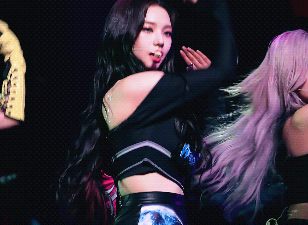 [잡담] 카리나는 진짜 .. 어떻게 이래 | 인스티즈