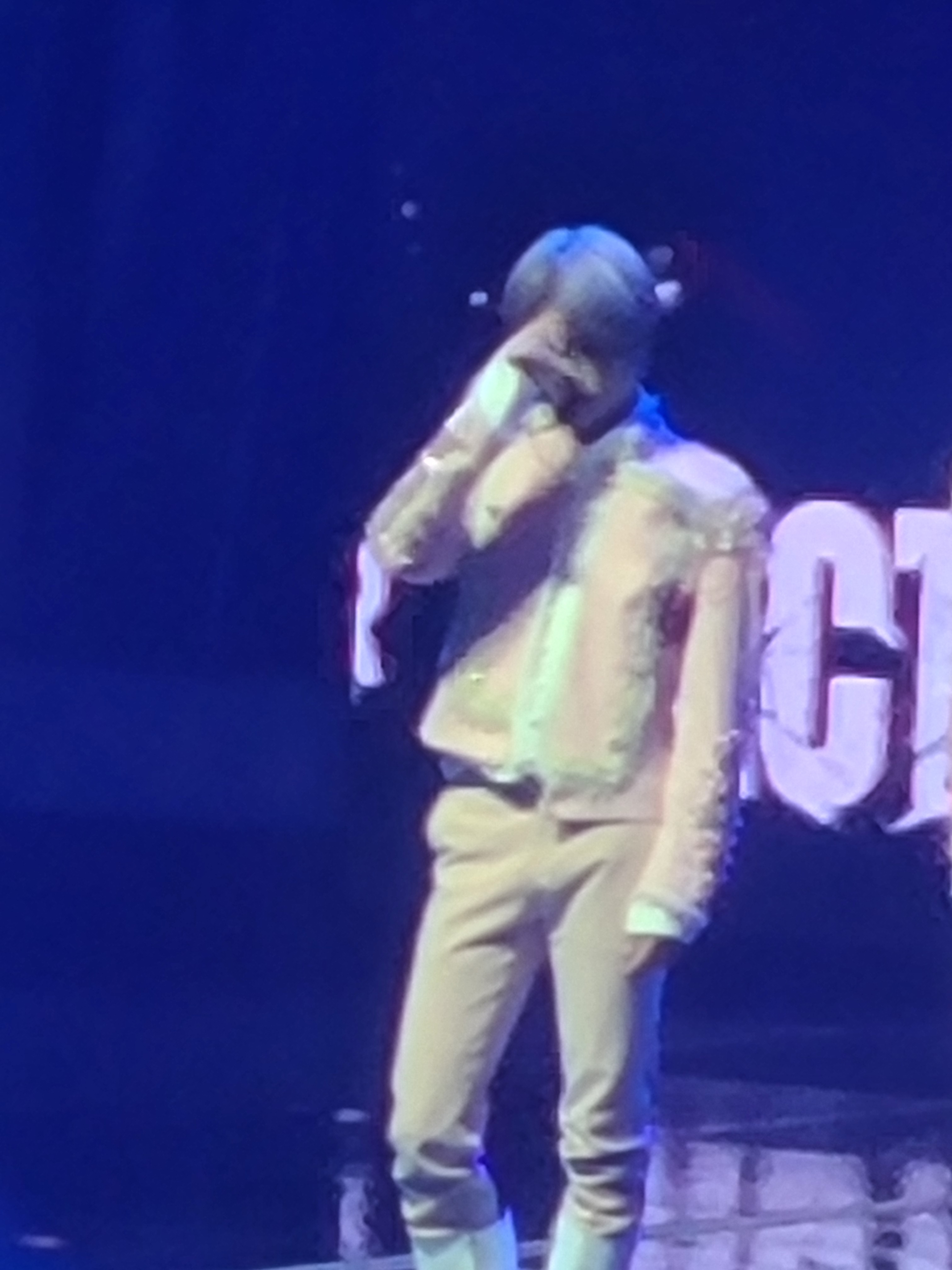 [잡담] 야 진짜 콘서트가는데 카메라 없는사람 울트라 22 대여하고 빌려... | 인스티즈