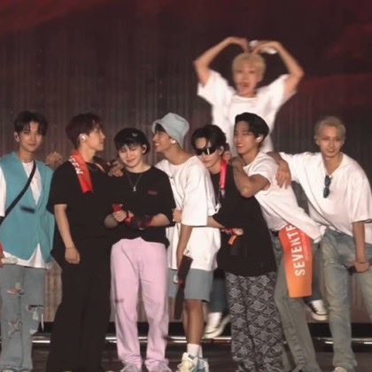 [잡담] 여기 특히 신난 귤 하나가 있는데요 | 인스티즈