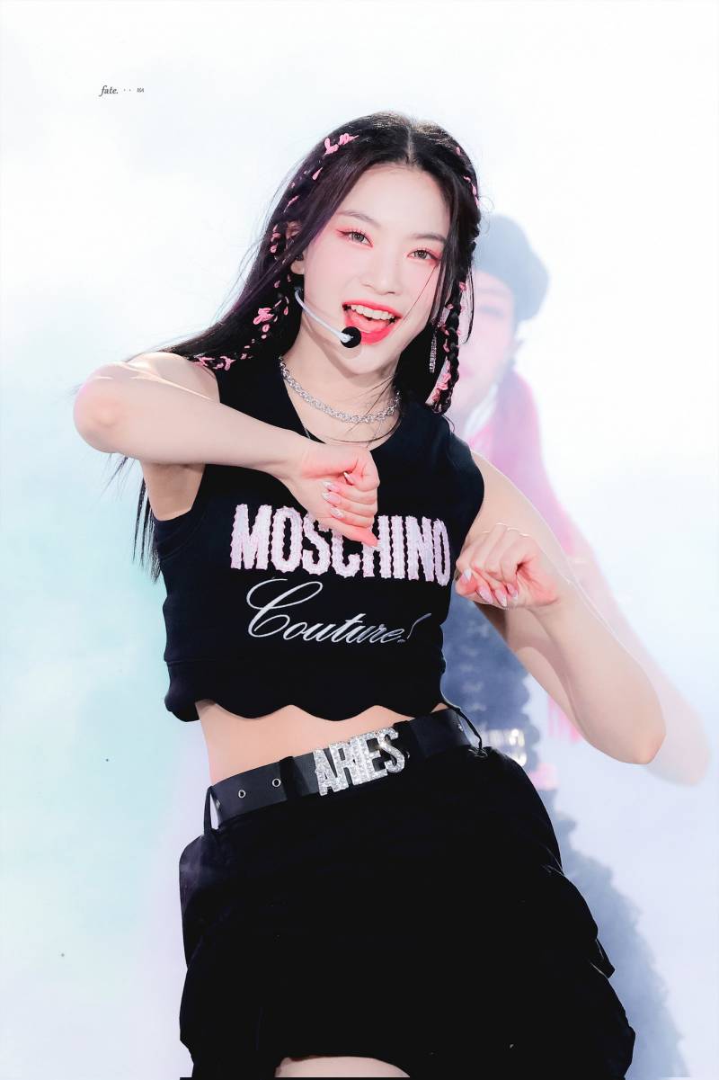 [잡담] 아 드콘 때 아이사 개이뻐 | 인스티즈