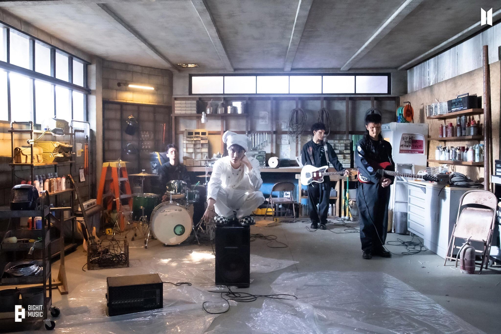 [잡담] 죄홉 멍때리는 거 귀여버....... | 인스티즈