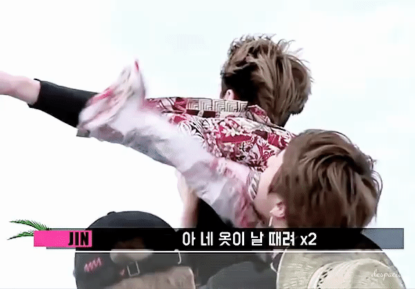 [잡담] 정국이 옷에 얼굴 맞는 김석진 | 인스티즈