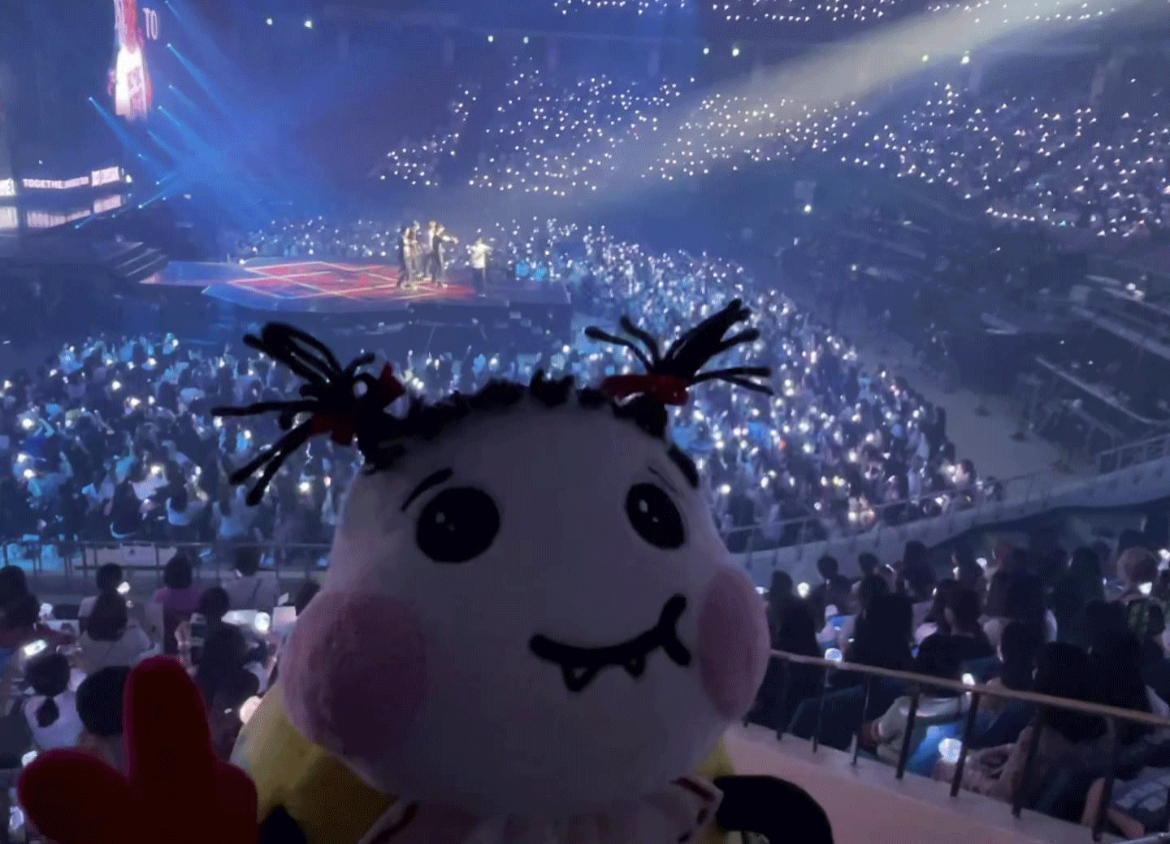 [잡담] 투바투 콘서트에 걔 또왔네 빽있나봐 진짜 | 인스티즈