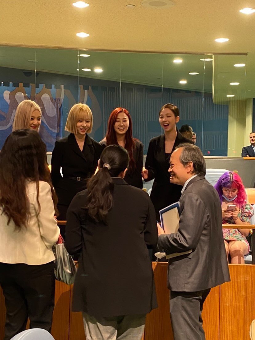 [잡담] 에스파 사진 뜬 거 여고생들 가틈 | 인스티즈