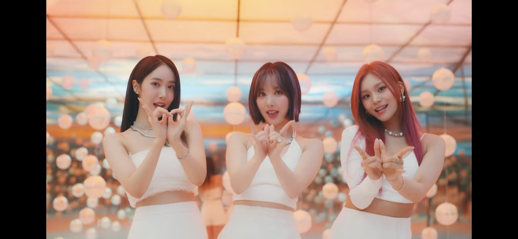 [잡담] 비비지 수화 활용 안무 이거 진짜면은 너무 의미깊다ㅠㅠ | 인스티즈