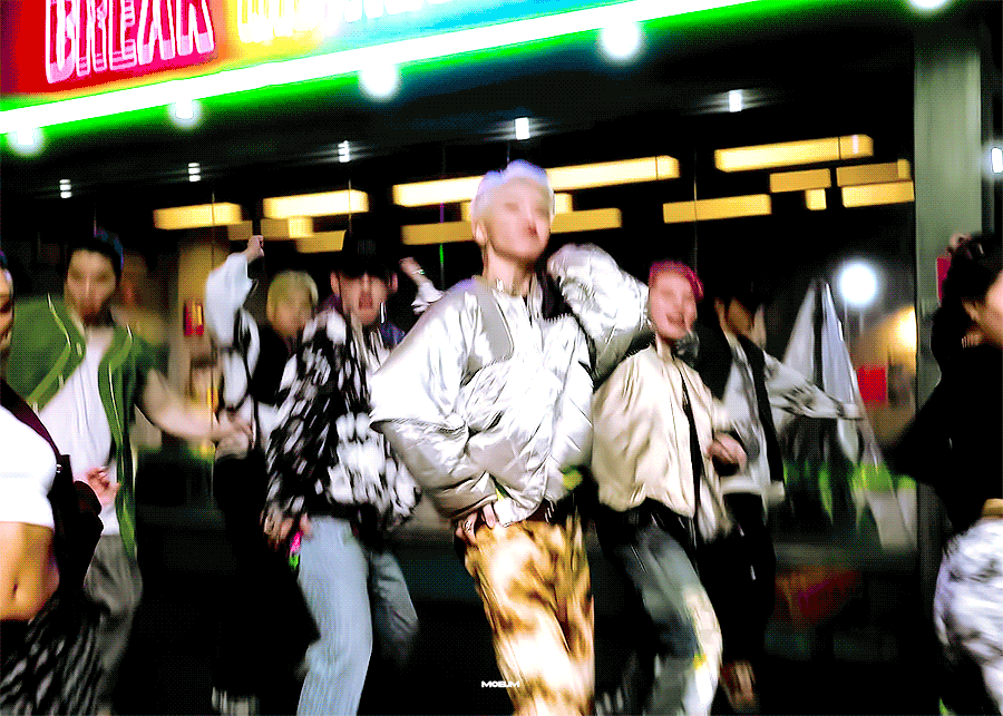 [잡담] 세븐틴 호시 내 엉덩이 팡팡 움짤 모음 | 인스티즈