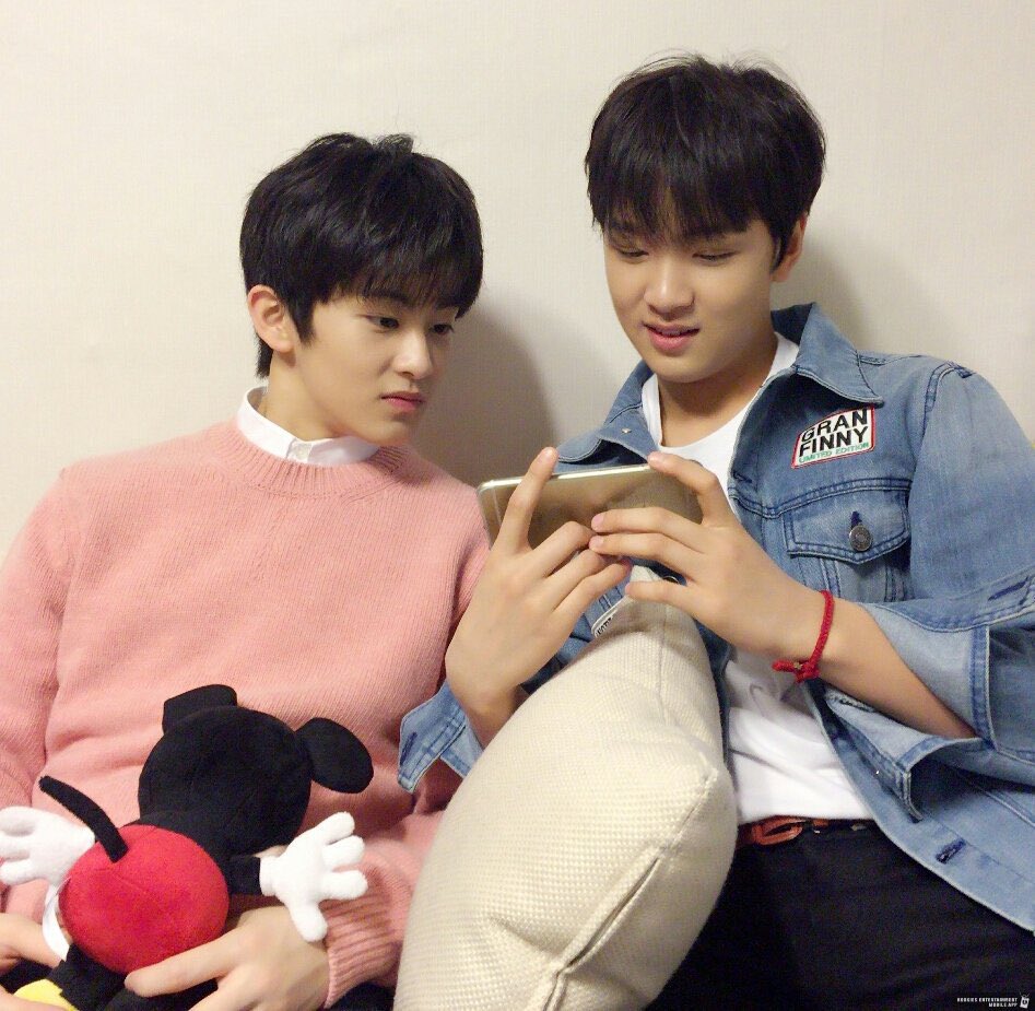 [잡담] 해찬 마크 루키즈시절 찐텐으로 ㄱㅇㅇ | 인스티즈