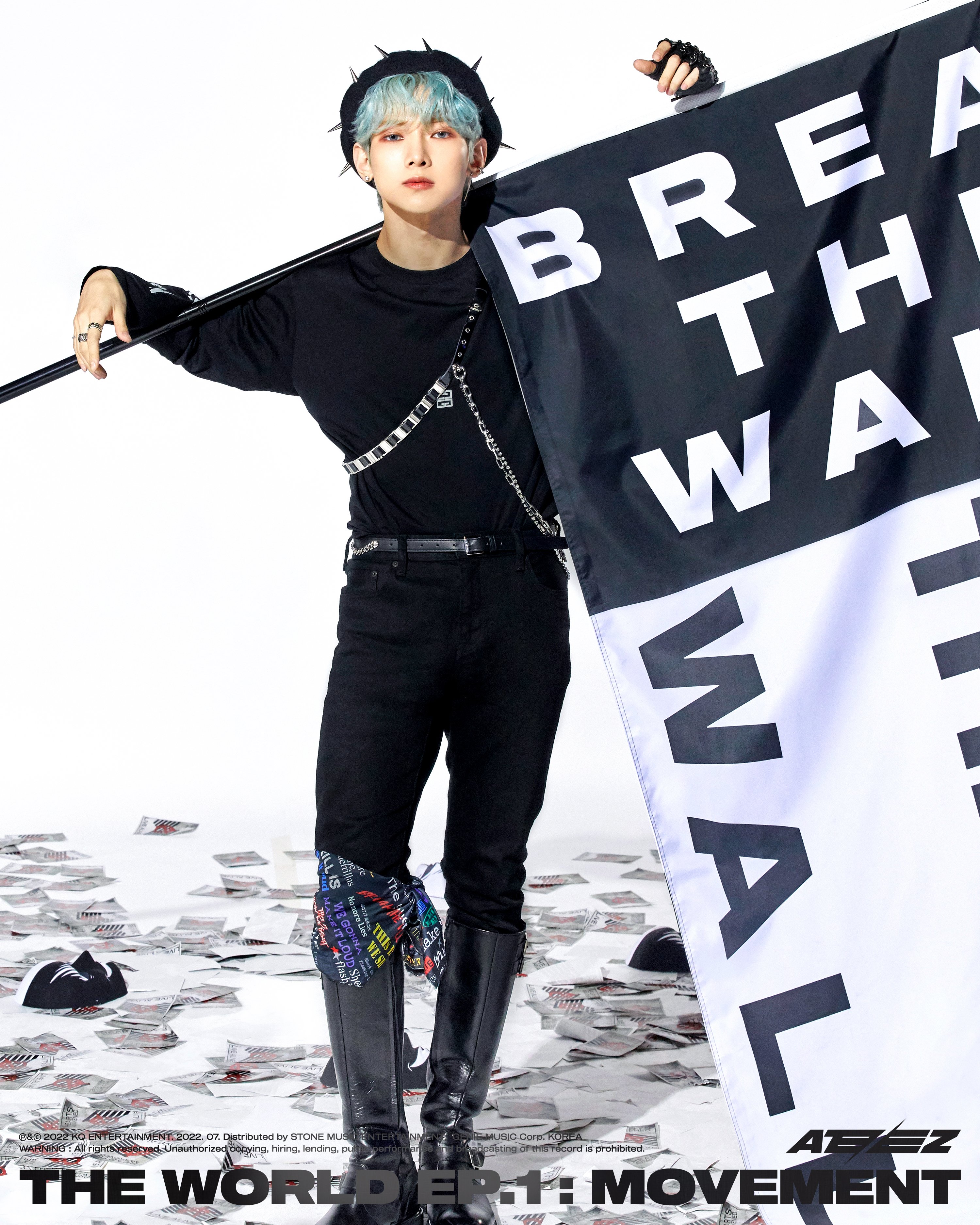 [잡담] 컨셉포토에 뜬 의상포인트(반다나) 굿즈로 내줬음 좋겠다 자체제작인거같은데 겁나이뻐 | 인스티즈