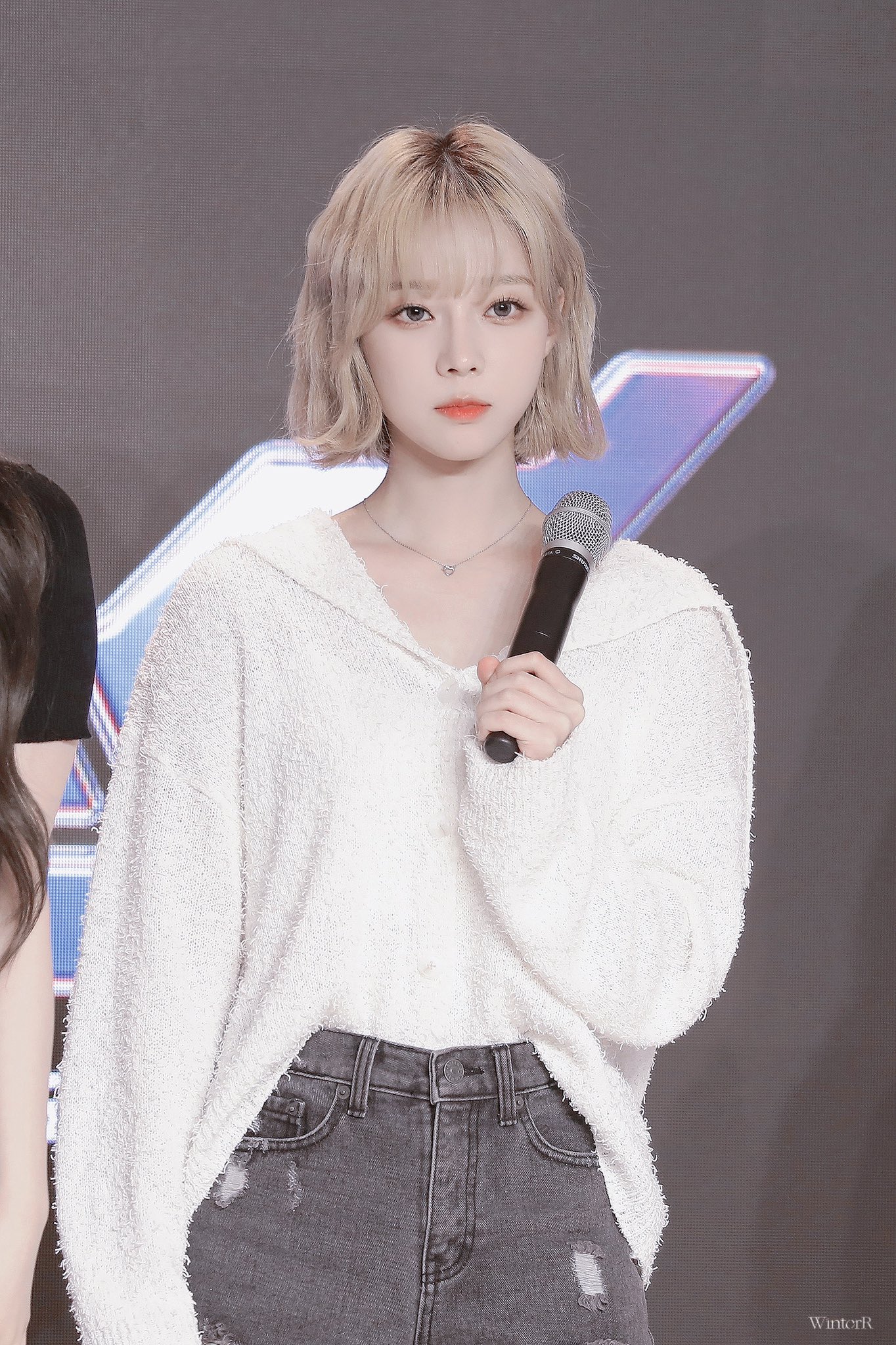 [잡담] 윈터는 아무래도 | 인스티즈