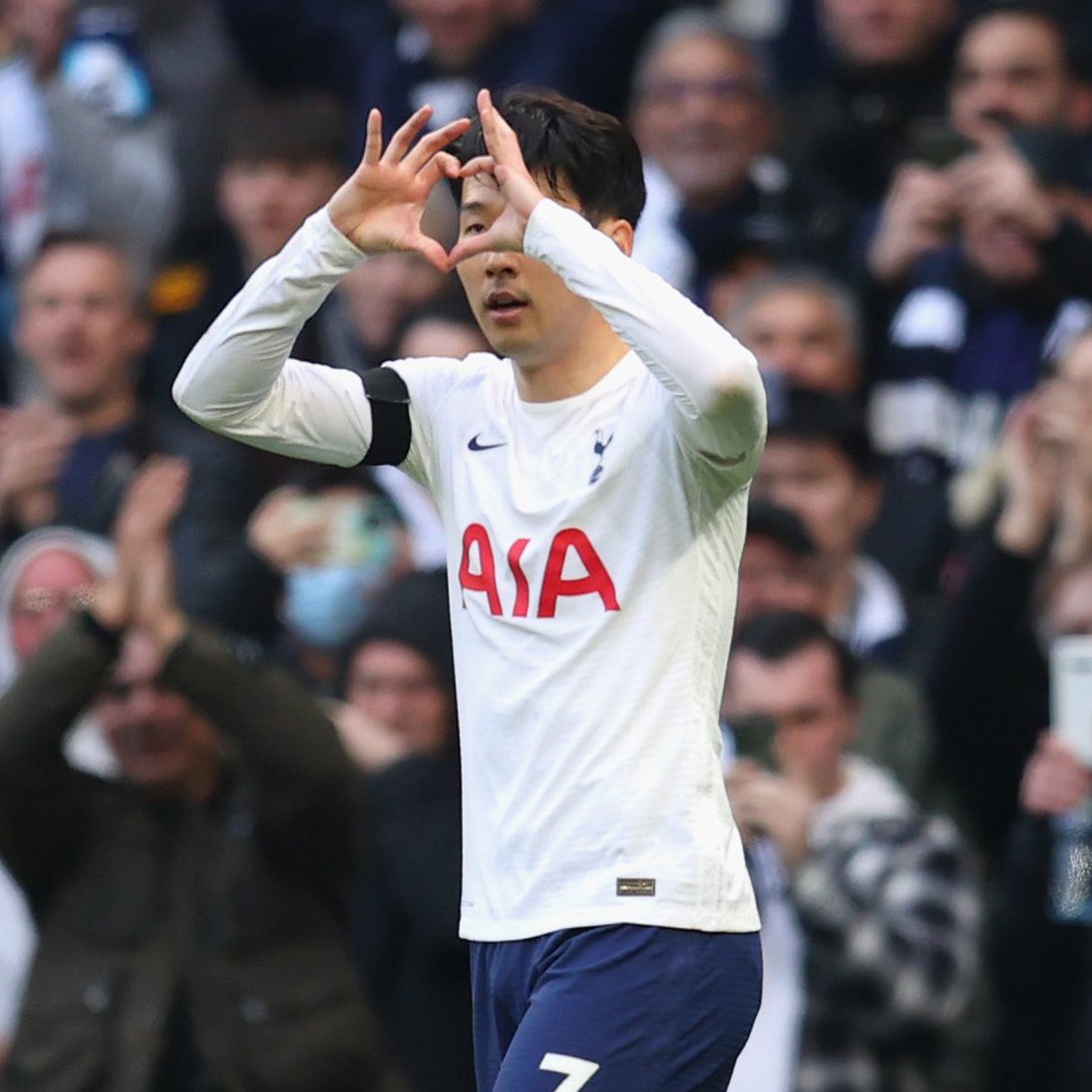 [잡담] 양정원 요즘 이 하트 하는거 손흥민 선수 하트를 보고 영감 받은거래 | 인스티즈