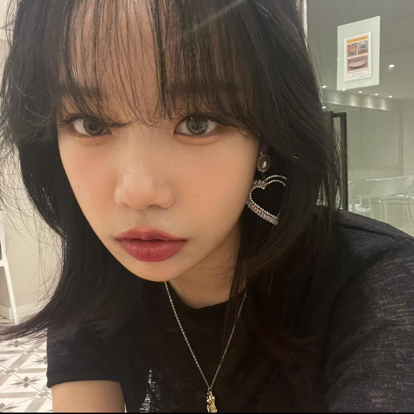 [잡담] 조유리는 중단발이지 | 인스티즈