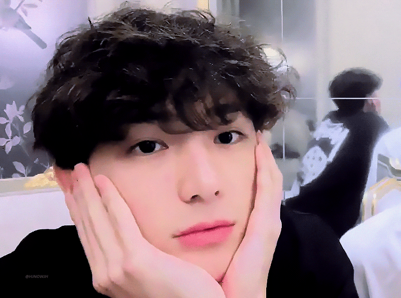 [잡담] 현재 곱슬 너무 귀여워 ㅋㅋㅋㅋㅋ | 인스티즈