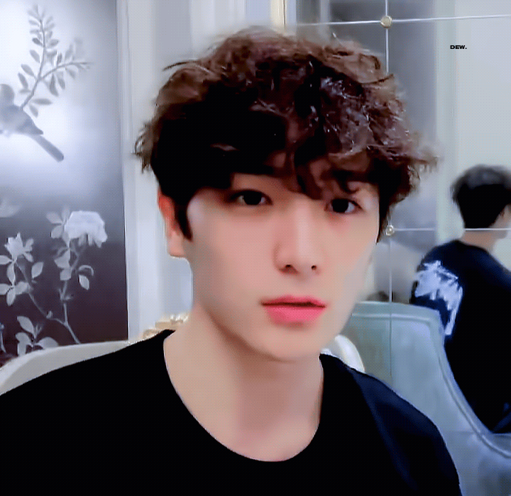 [잡담] 현재 곱슬 너무 귀여워 ㅋㅋㅋㅋㅋ | 인스티즈