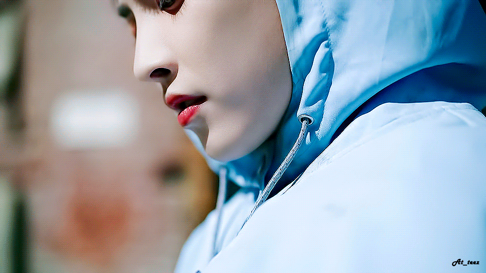 [잡담] 예쁜 사람이 나와서 누구지? 했는데 리더였을 때 | 인스티즈