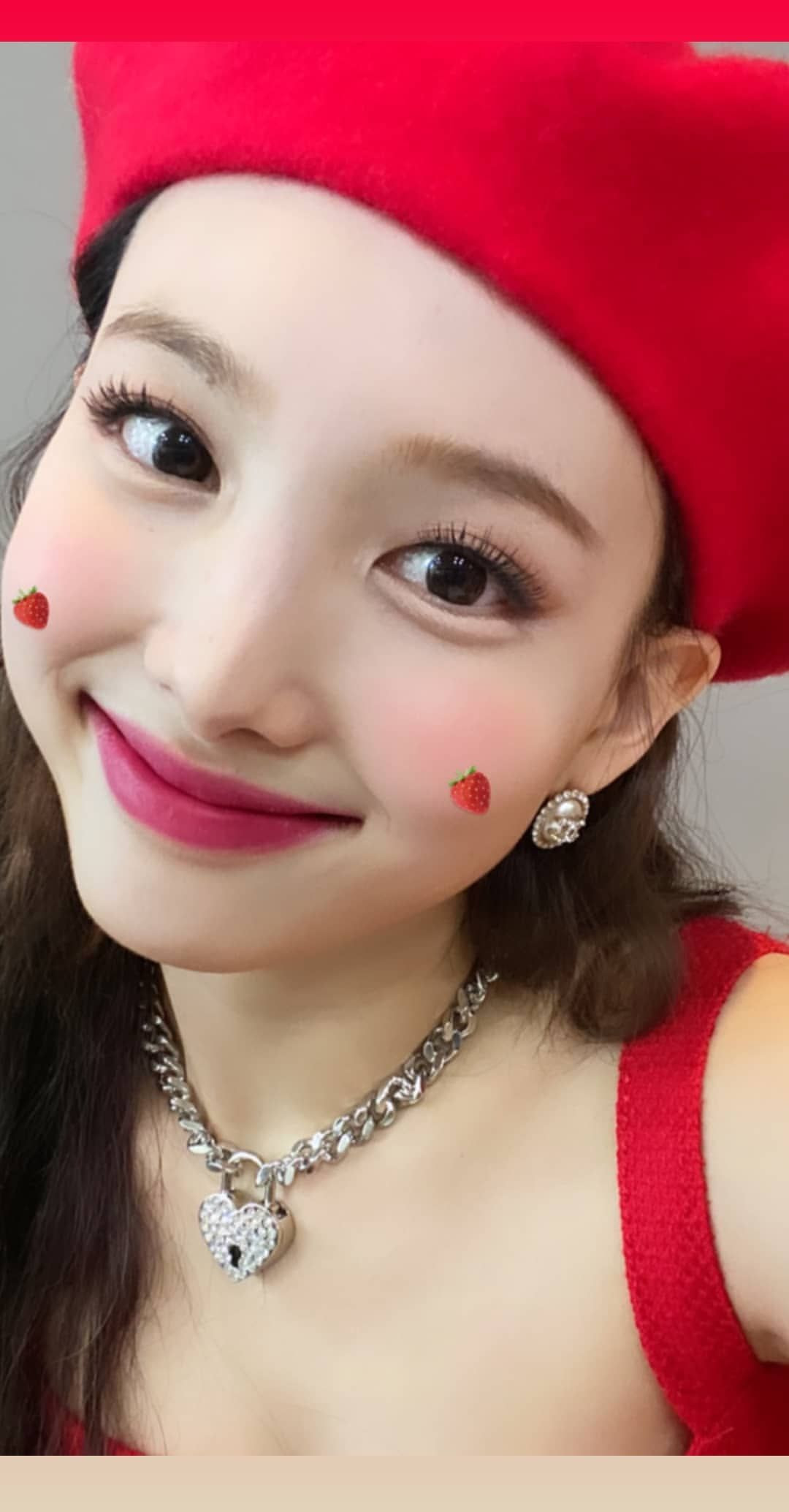 [잡담] 나연 배경화면 해놨는데🍒🍓 | 인스티즈