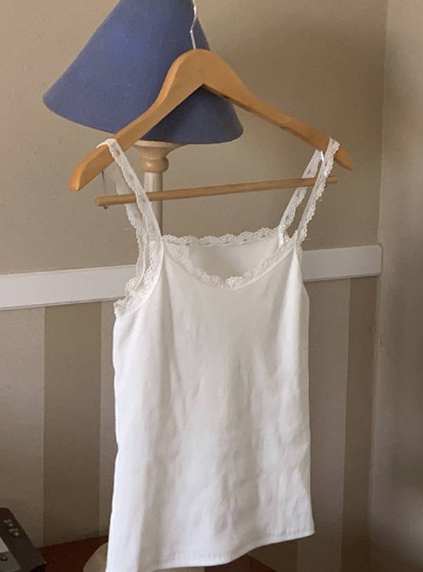 옷 하나 찾아줄사람…🥹🥹🥹🥹🥹 | 인스티즈