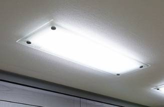 자취하는 익들아 형광등 혼자 갈 수 있니?? | 인스티즈