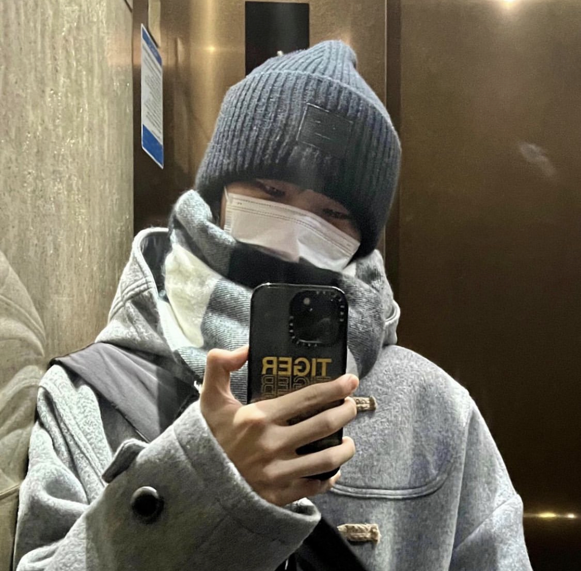 [잡담] 호시 사복 너무 호시스럽지(?) 않니ㅜㅜ🥹💓 | 인스티즈