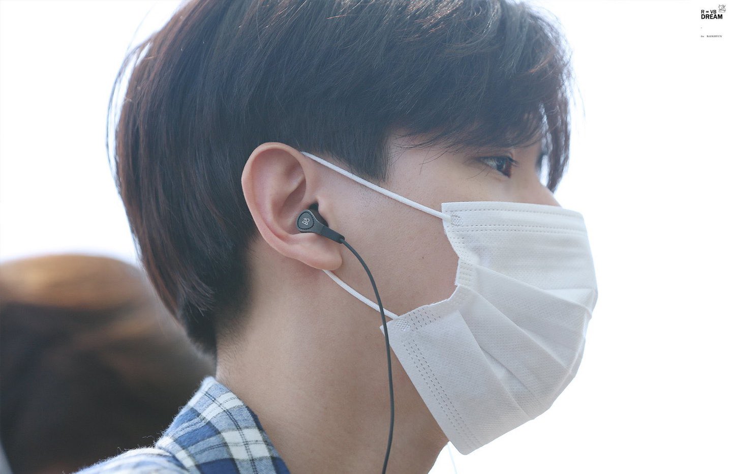 [잡담] 변백현 담달 병장... | 인스티즈