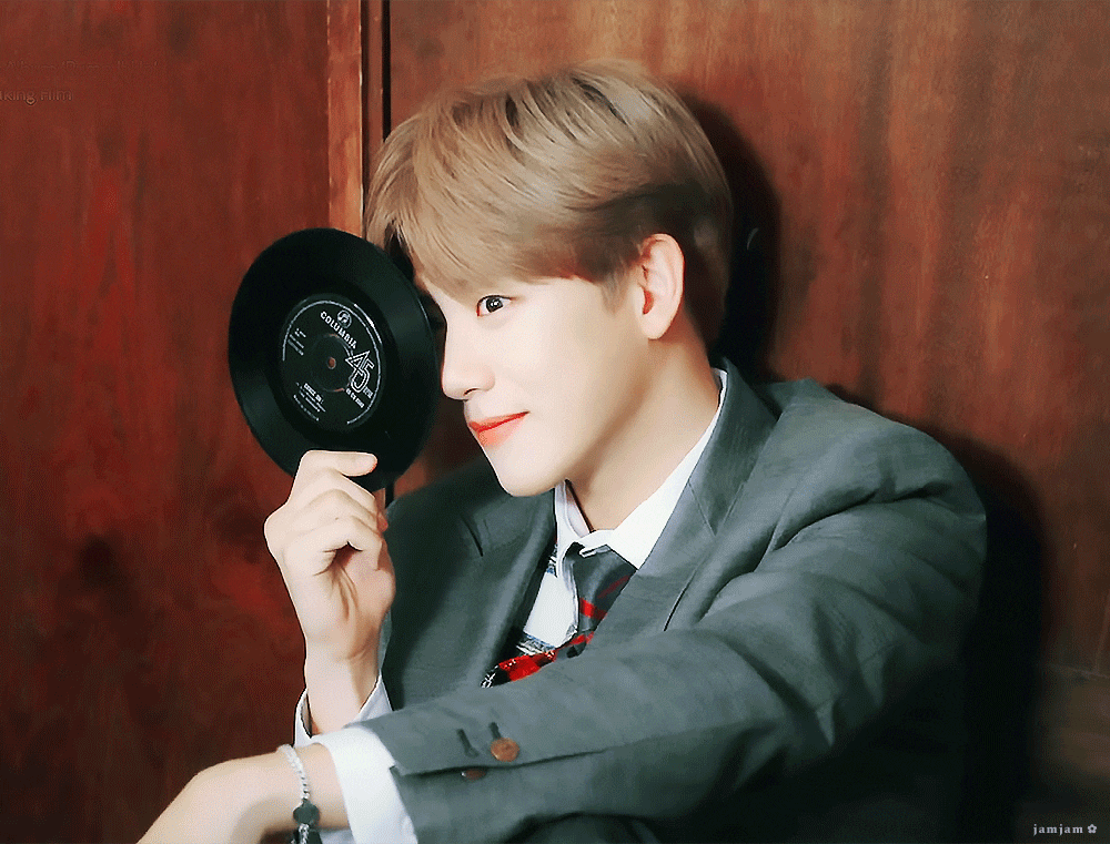 [잡담] 단정한 흑갈발도 좋지만 가끔 탈색머리 할때가 너무 좋다.. | 인스티즈