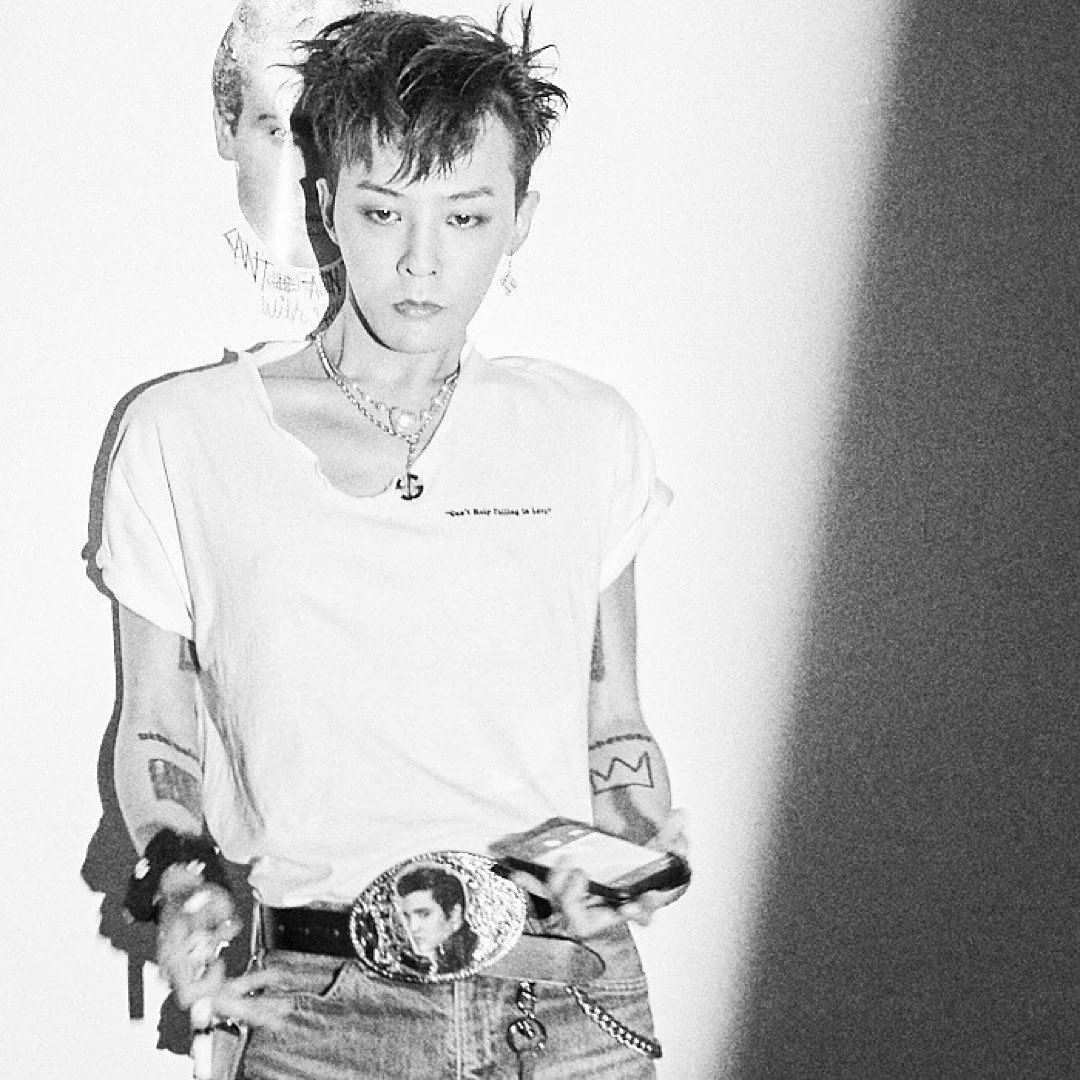 [잡담] 지디 커버곡 can't help falling in love 뮤비 캡쳐 및 움짤 쪄옴!!(💛스크롤주의💛) 인스티즈