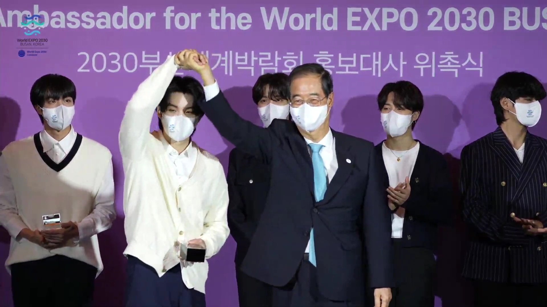 [잡담] 아니 근데 다들 왤케 냅다 손을 드시는건데요 | 인스티즈