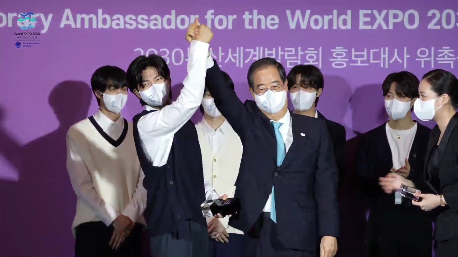 [잡담] 아니 근데 다들 왤케 냅다 손을 드시는건데요 | 인스티즈