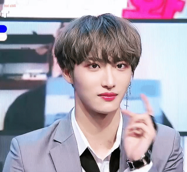 [잡담] 다쳐서 무대 못했는데 팬들 위해서 헤메코하고 나온 날... | 인스티즈