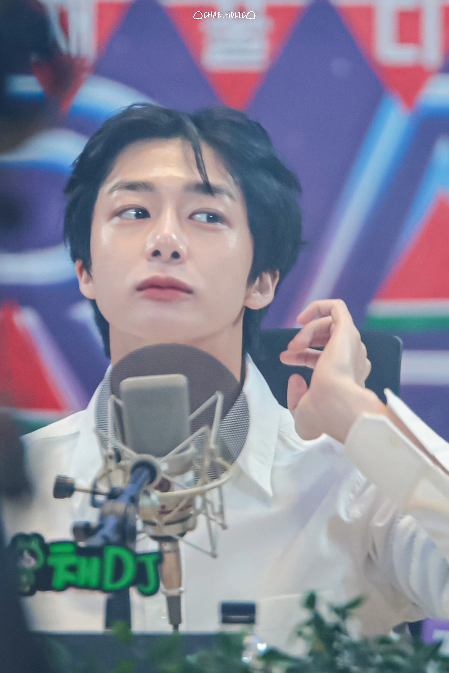 [잡담] 건성인 사람이 이렇게까지 피부에서 광날 수 있음? | 인스티즈