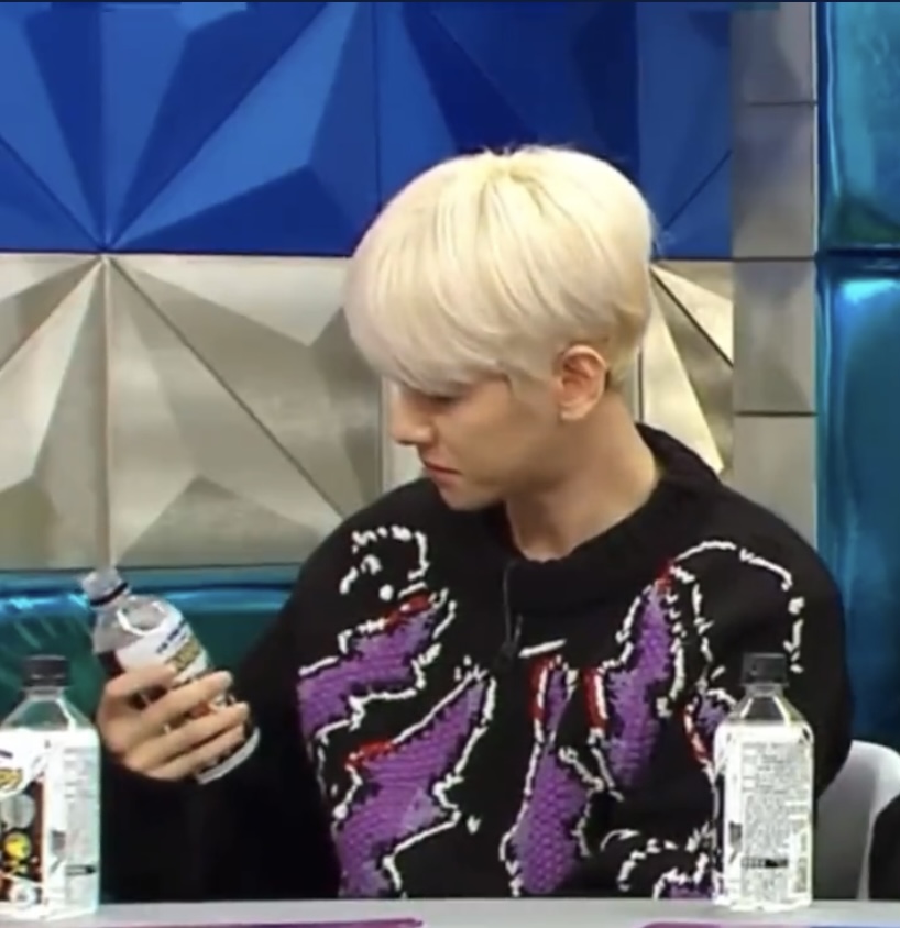 [잡담] 변백현 개웃기다 맛 없는거 표정에 개 티남 | 인스티즈