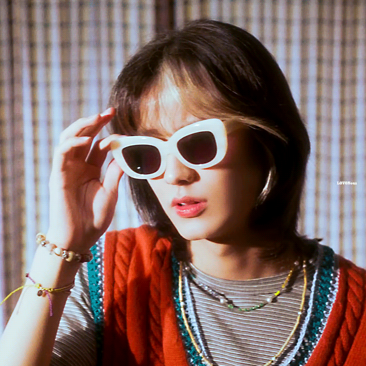 [잡담] 셀카 못 찍는 것도 귀여워보인다면.. | 인스티즈