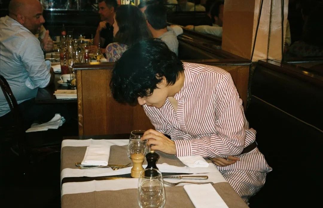 [잡담] 뷔랑 파리는 진짜 뭘까 | 인스티즈