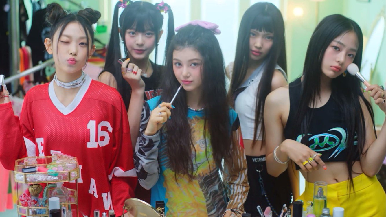 [잡담] 뭔가 두번째 있는 멤이 막내 같음 | 인스티즈