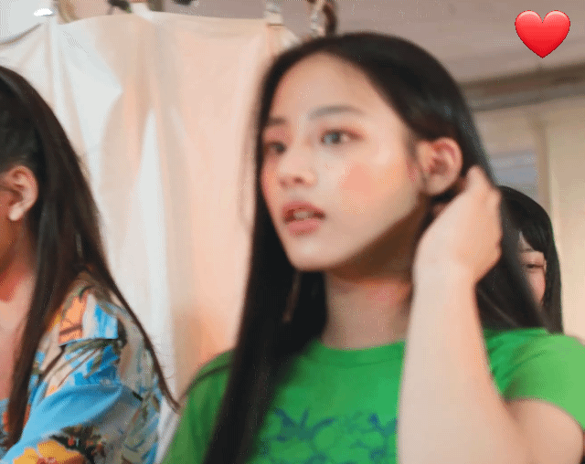 [잡담] 뉴진스 이친구 진짜 예쁜듯 | 인스티즈