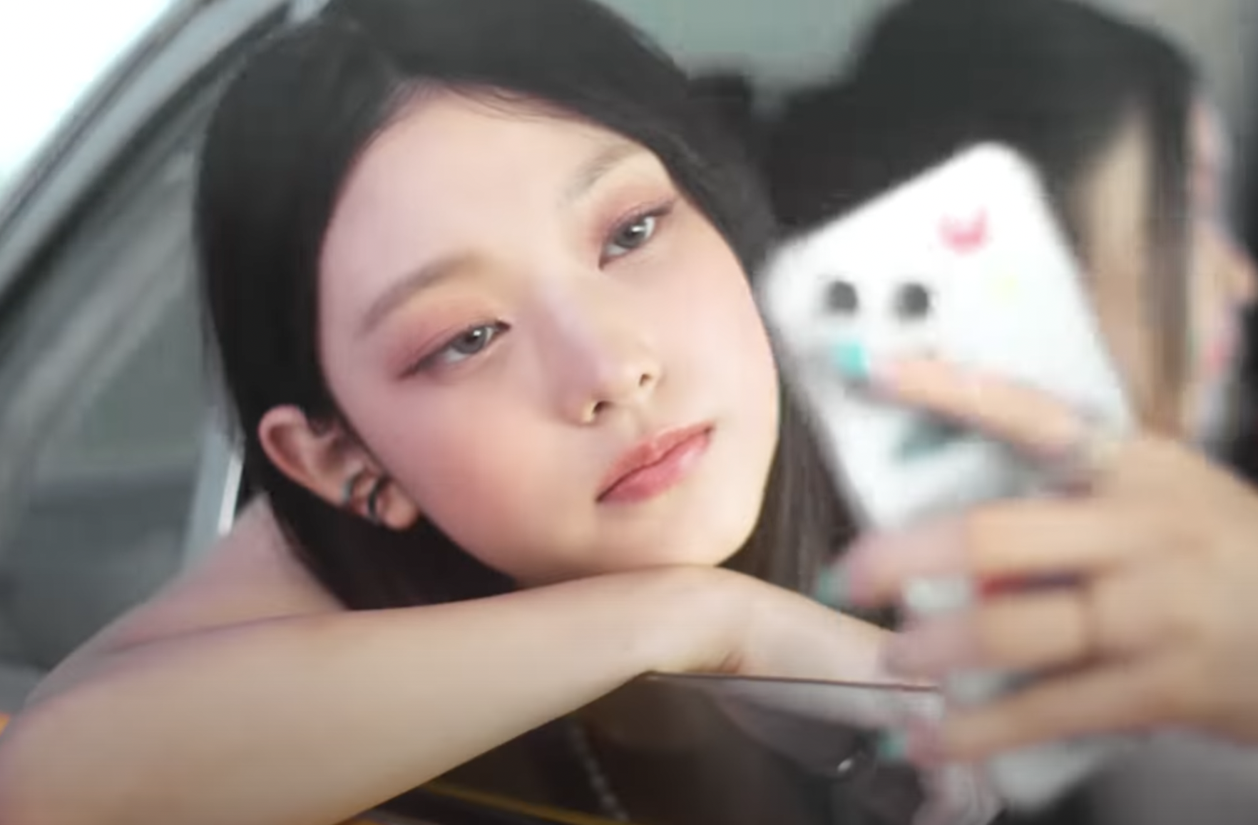 [잡담] 와 뉴진스 보자마자 걍 입덕 | 인스티즈