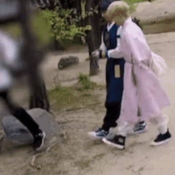 [잡담] 방탄 지민 한복입으면 근엄뽀짝하찮은거 | 인스티즈