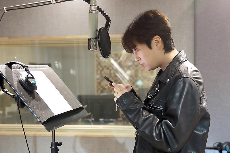 [잡담] 윤두준 가죽자켓🖤 | 인스티즈