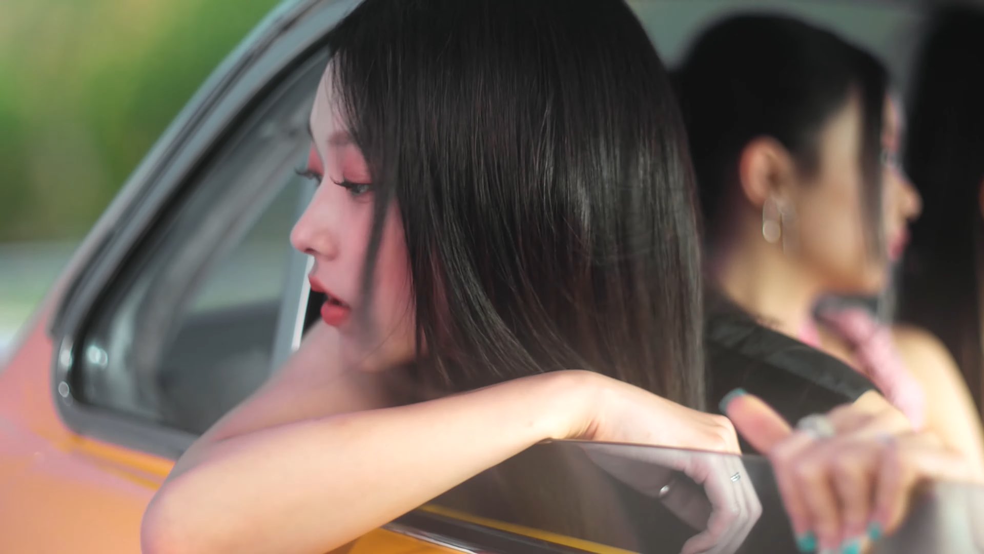 [잡담] 해린이 옆모습도 진짜 예쁘다.. | 인스티즈