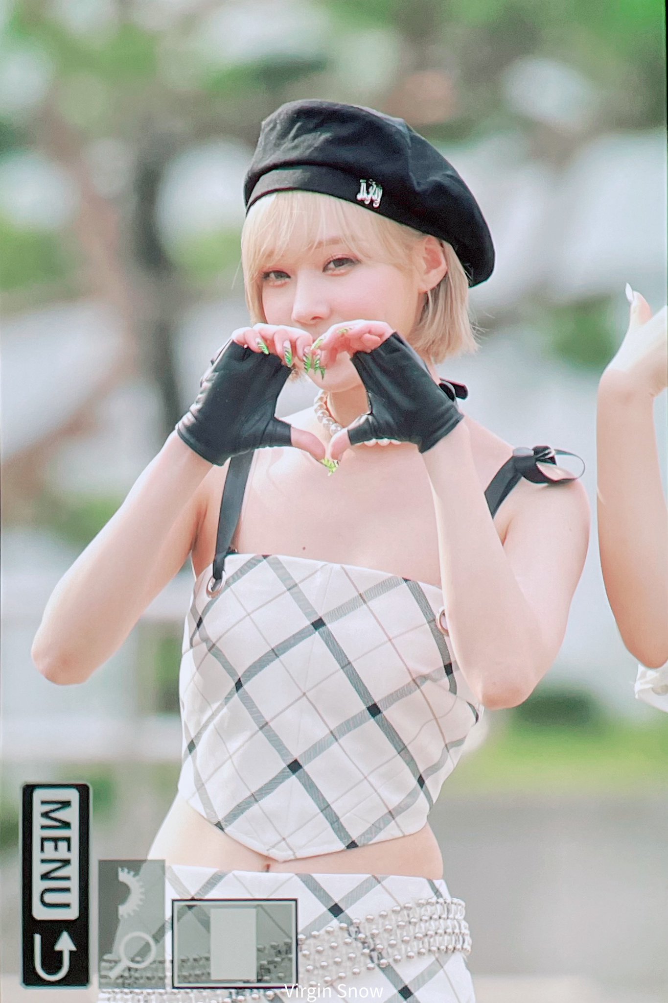 [잡담] 얘들아 오늘 뮤뱅 미팬 베레모 윈터 파쳤음🥹 | 인스티즈