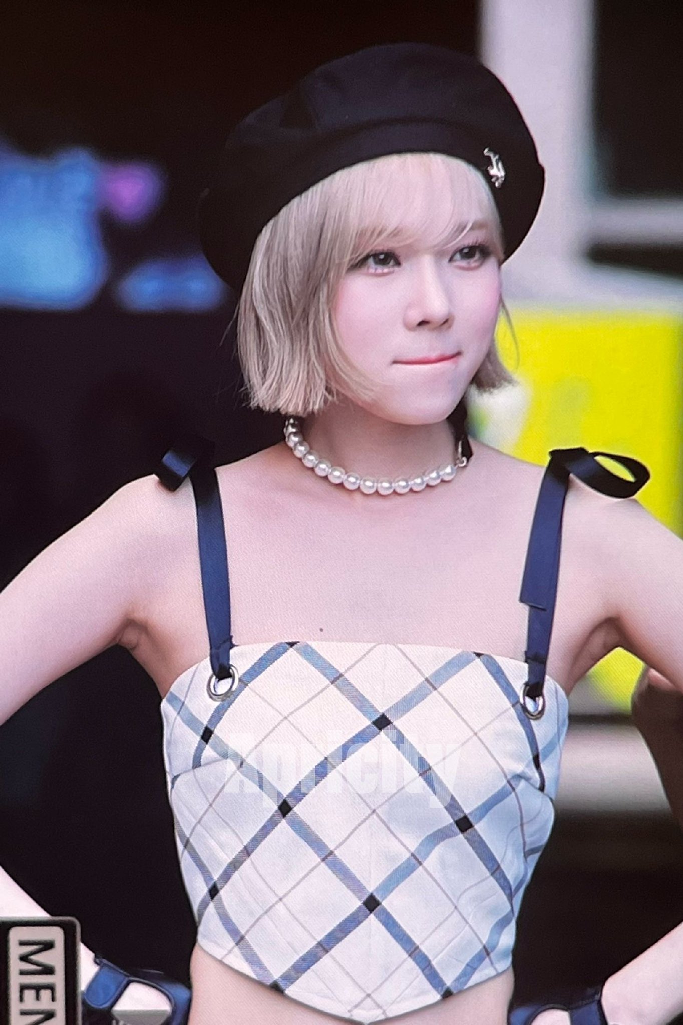 [잡담] 얘들아 오늘 뮤뱅 미팬 베레모 윈터 파쳤음🥹 | 인스티즈