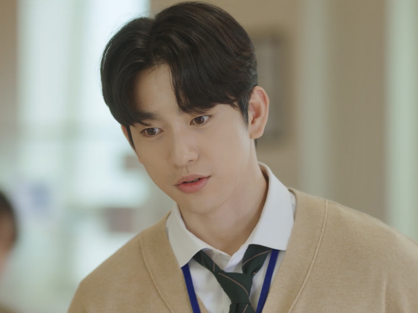 [잡담] 갓진영은 눈이 너무 보석이다.. 눈매가 고양이? 강아지? | 인스티즈