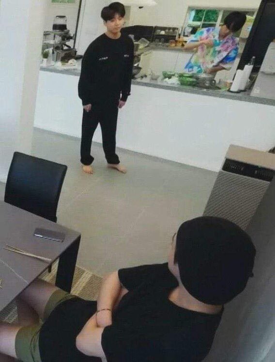 [잡담] 방탄 이짤 무슨 상황이야ㅋㅋㅋㅋㅋ? | 인스티즈