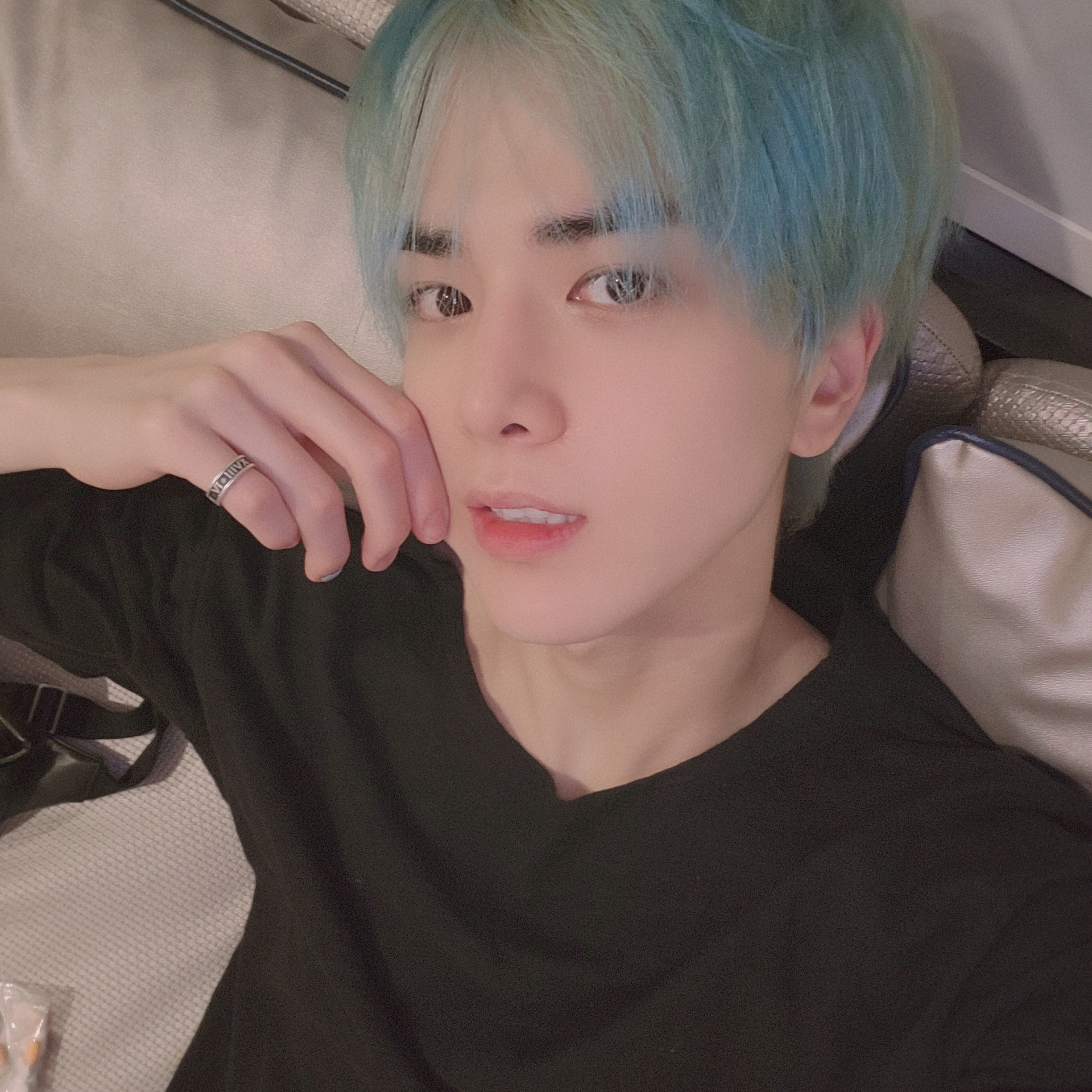 [잡담] 파랑파랑 영훈이 💙 | 인스티즈