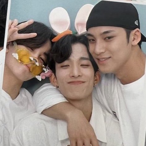 [잡담] 얘들아 자세히 보아야 이쁘대잖아.. 킬포봐 주어:셉 | 인스티즈