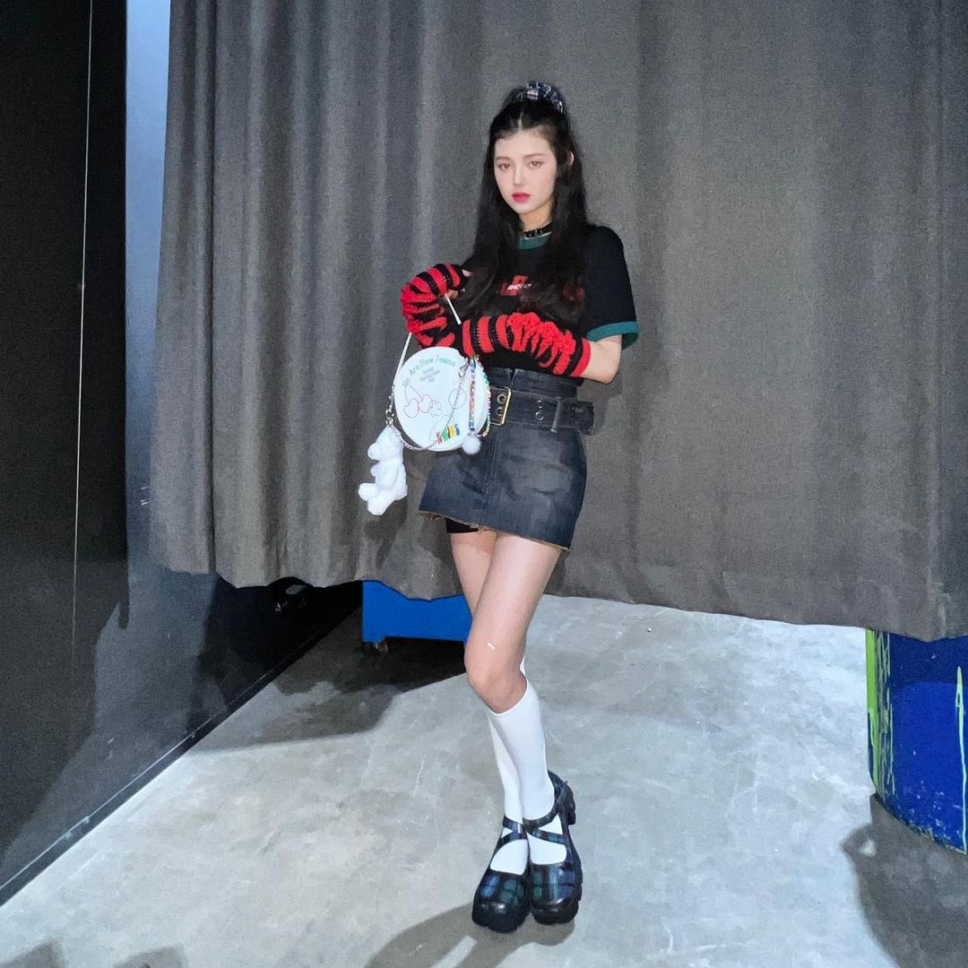 [잡담] 민희진 인스타에 올라온 뉴진스 멤버들 가방 착샷 | 인스티즈