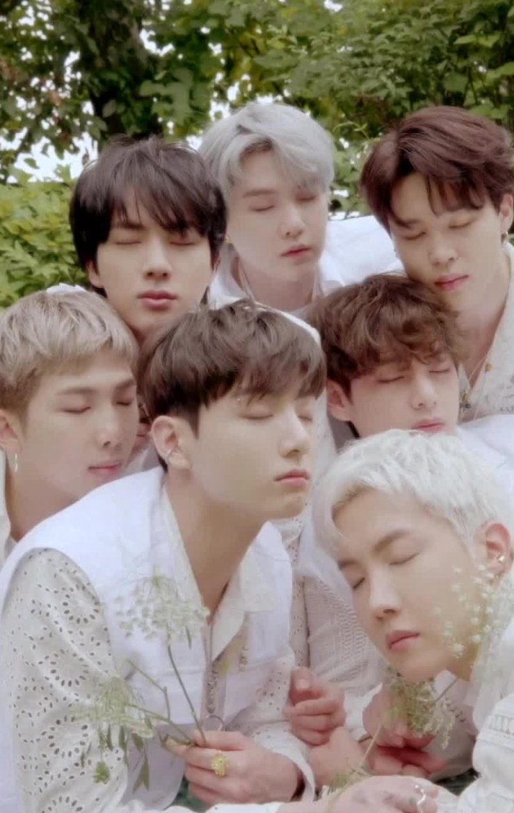 [잡담] 얘들아 눈마주치는 사람 내남자하기?? | 인스티즈