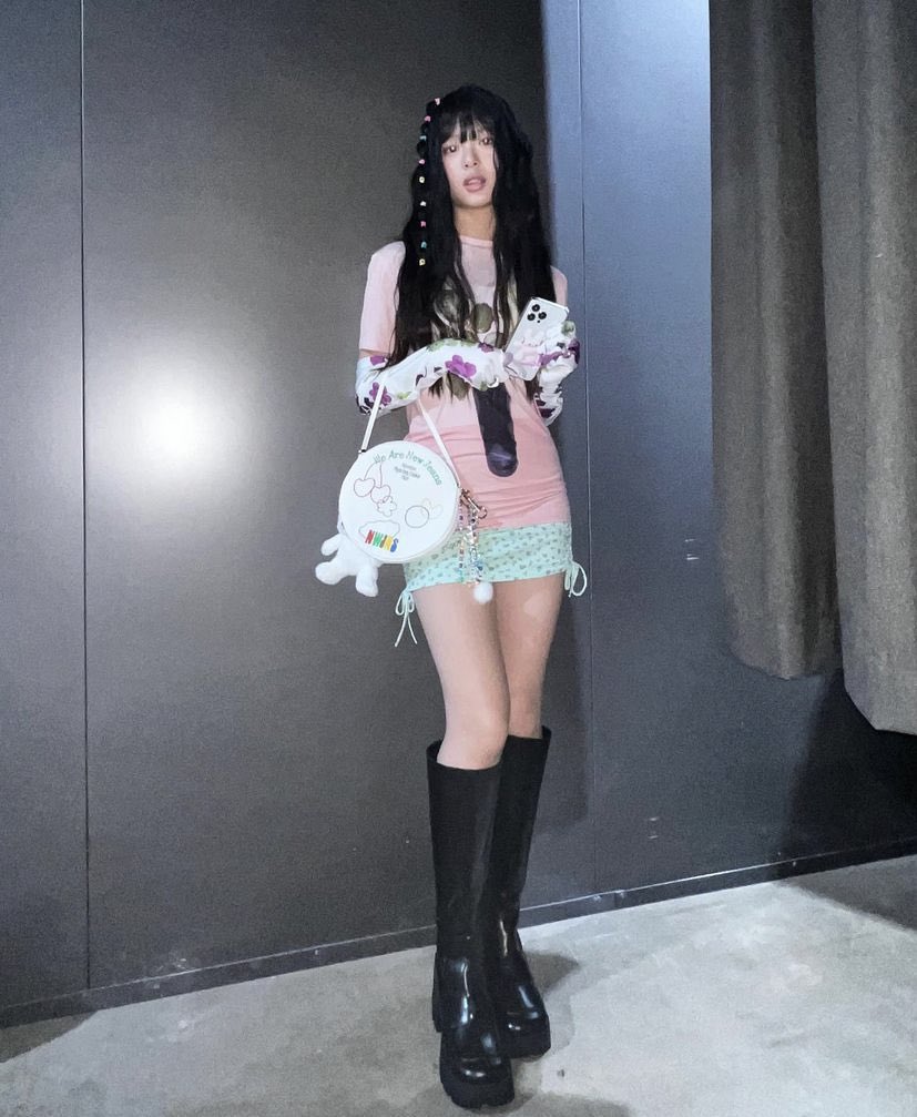 [잡담] 민희진 인스타에 올라온 뉴진스 멤버들 가방 착샷 | 인스티즈