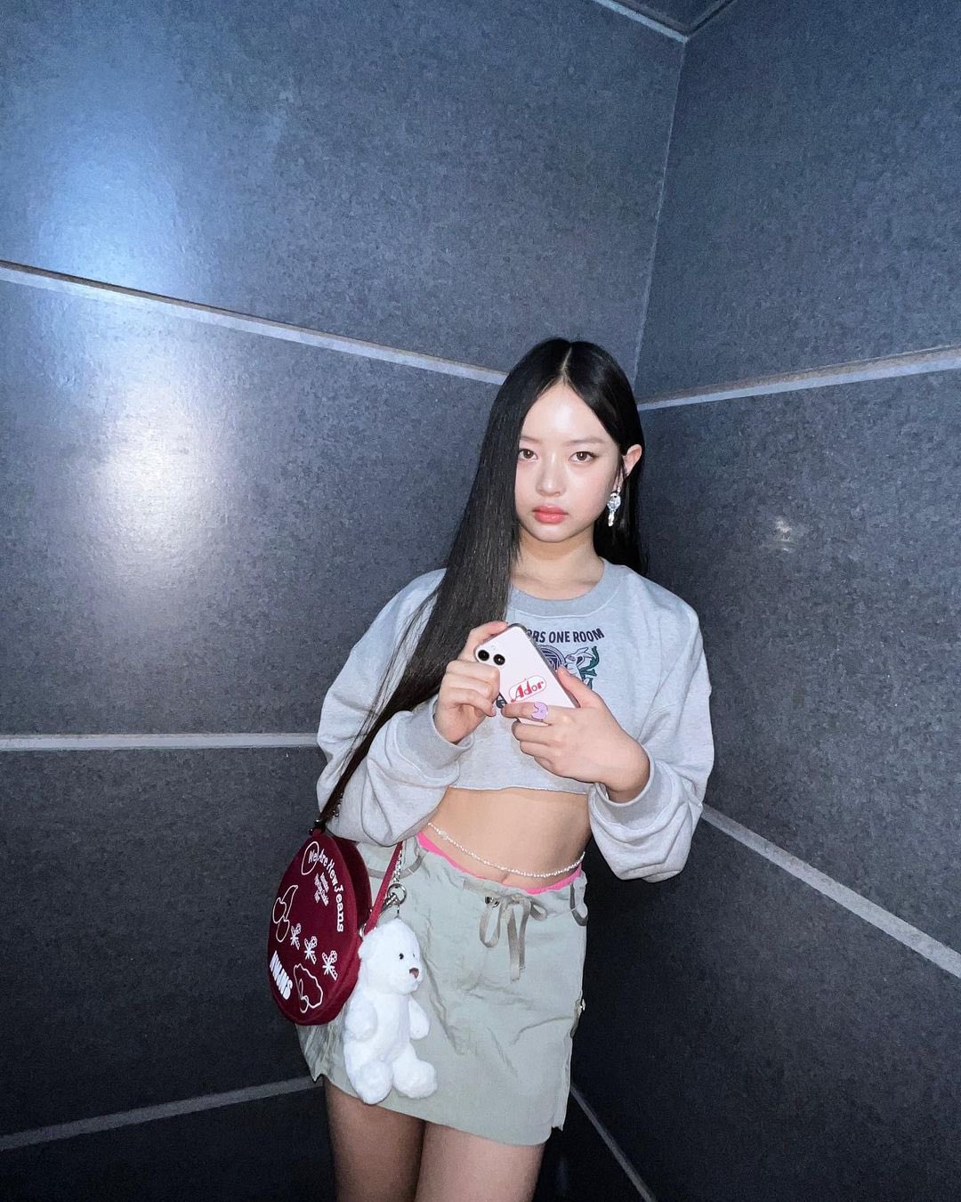 [잡담] 민희진 인스타에 올라온 뉴진스 멤버들 가방 착샷 | 인스티즈