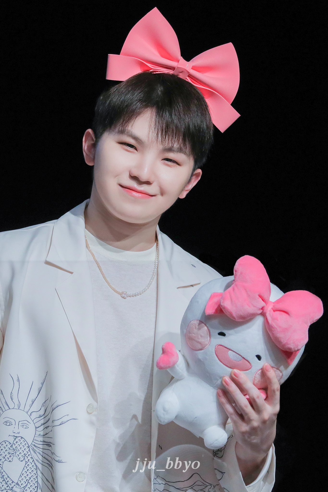 [잡담] 옴팡이 이모티콘에만 거의 5만원을 쓰는 남자 너무 귀여움.. | 인스티즈