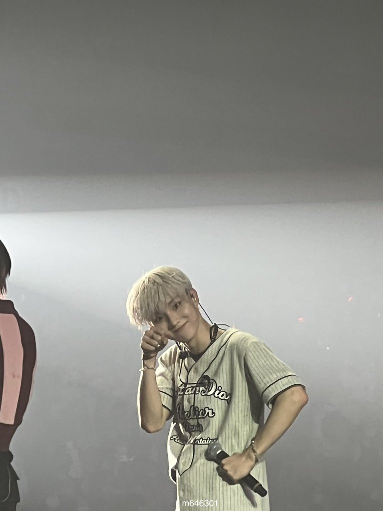 [잡담] 덥즈 큐 정말 만화캐릭터처럼 생김.. | 인스티즈